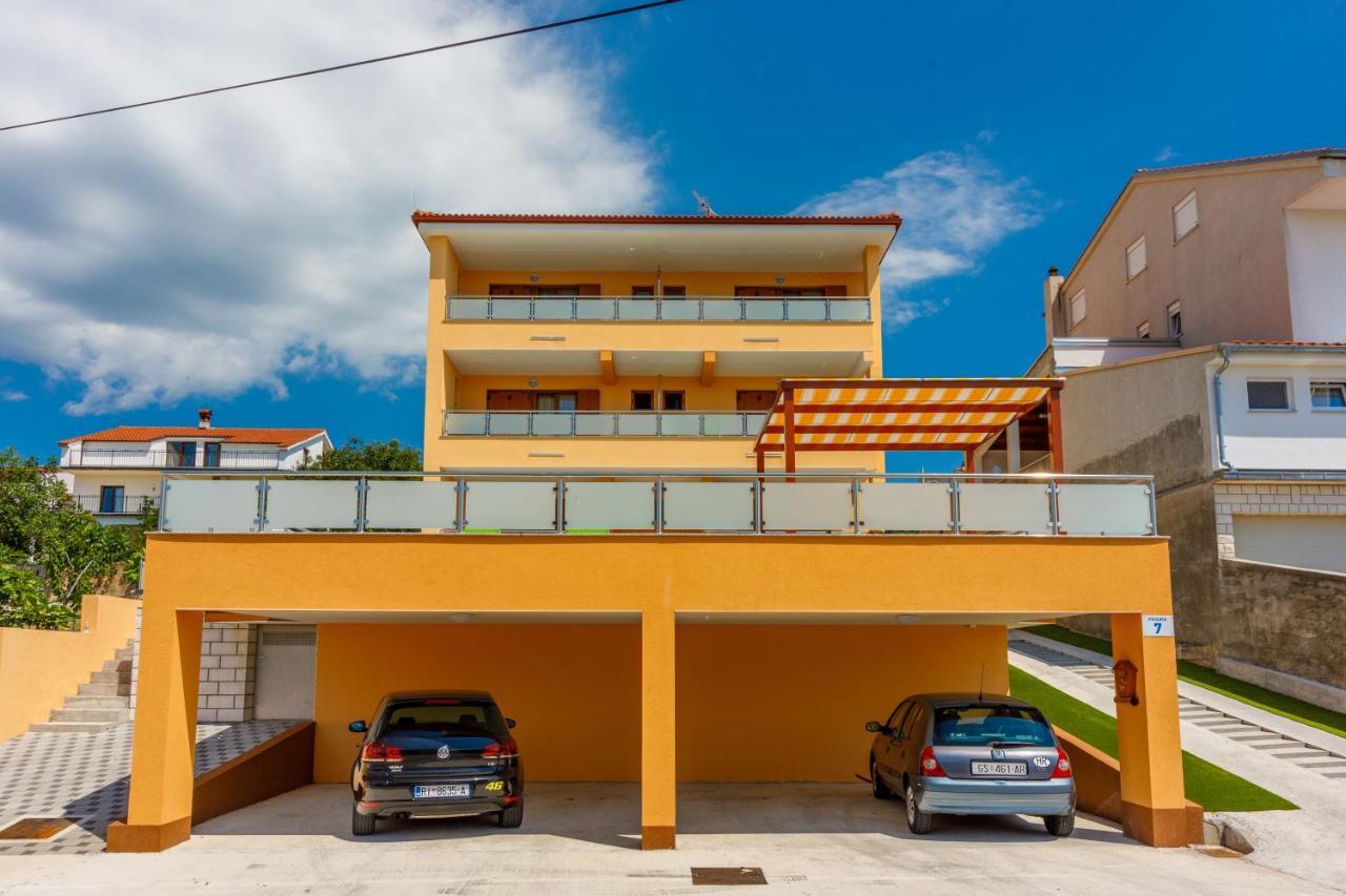 House View Apartment Novi Vinodolski Luaran gambar