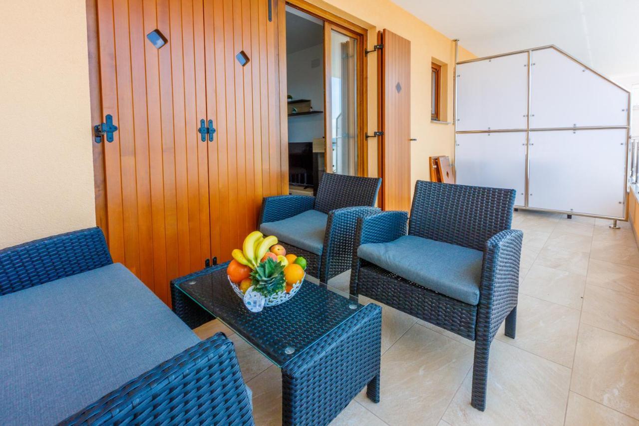 House View Apartment Novi Vinodolski Luaran gambar