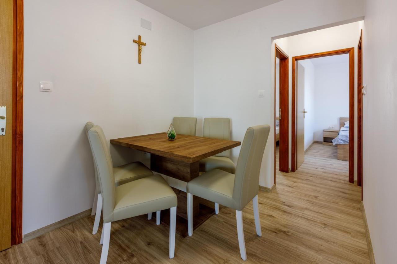House View Apartment Novi Vinodolski Luaran gambar