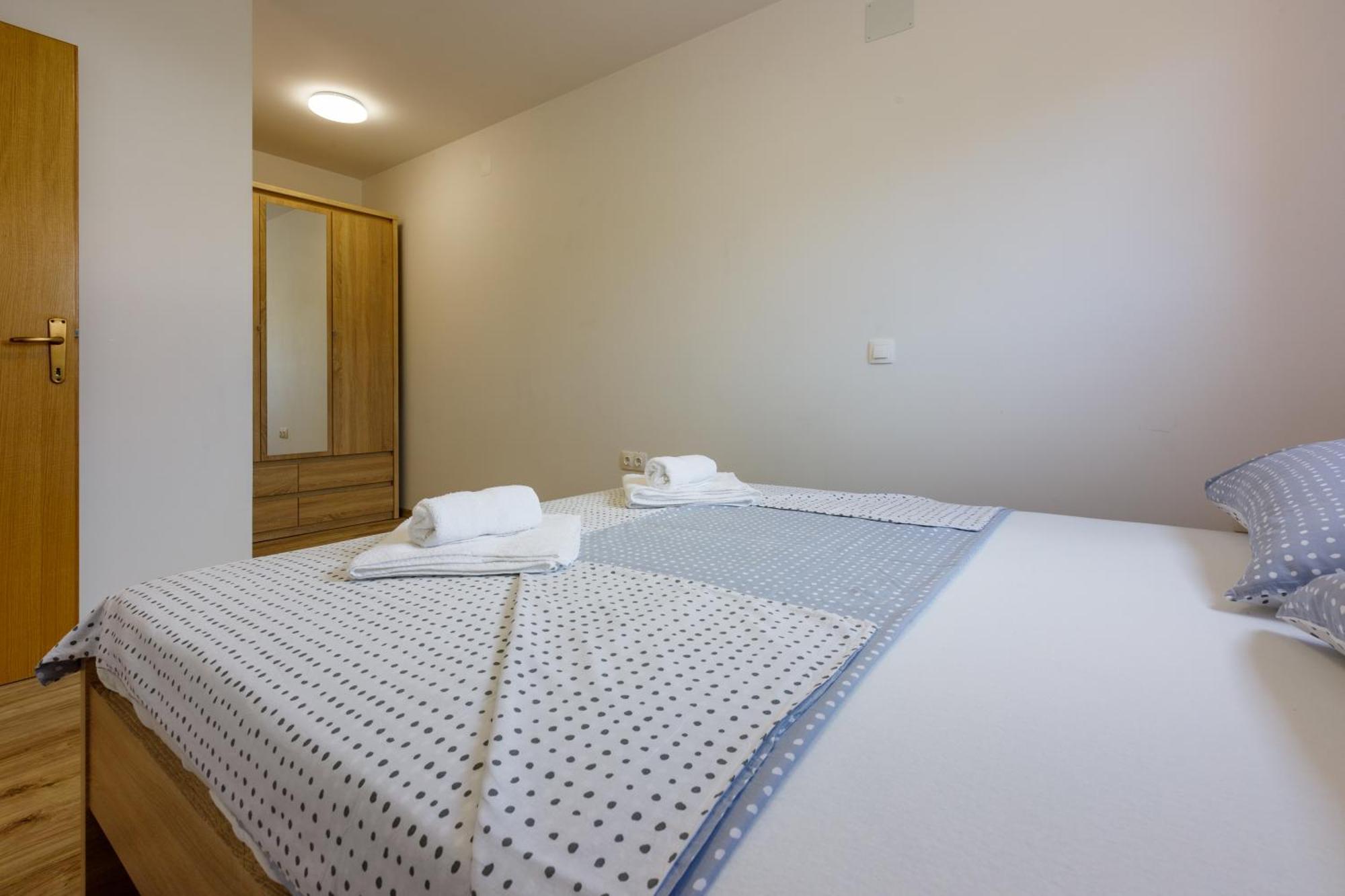 House View Apartment Novi Vinodolski Luaran gambar